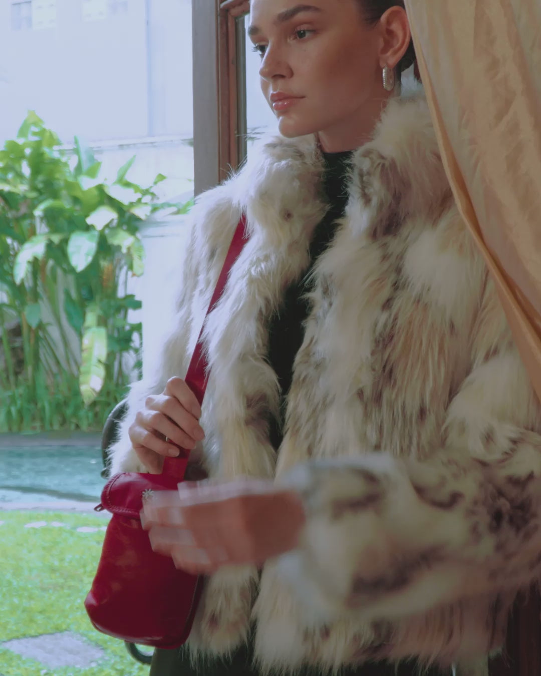 Bottle Buddy (Slick Rouge)