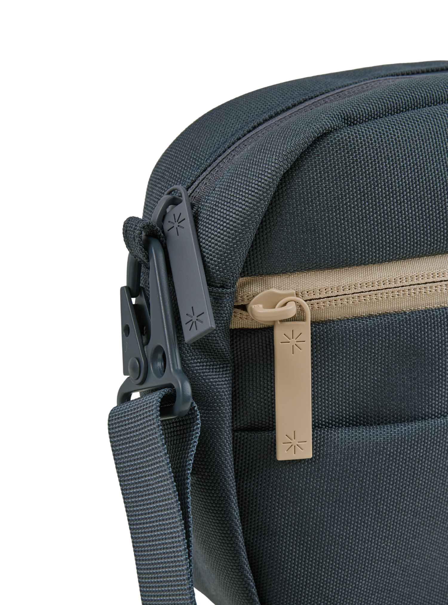 Cruise Crossbody (Ocean Sand)