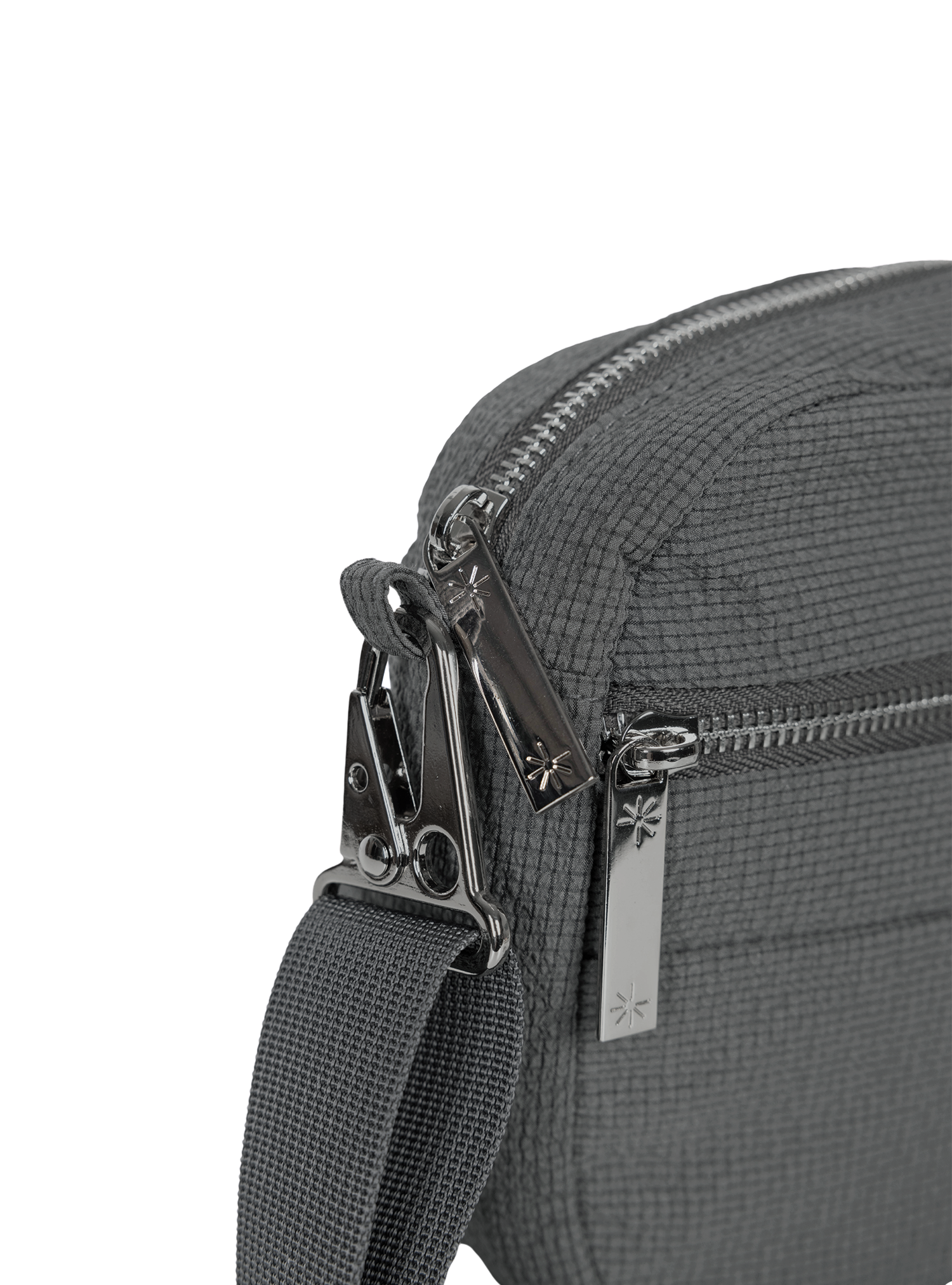 Cruise Crossbody (Seersucker Bullet)