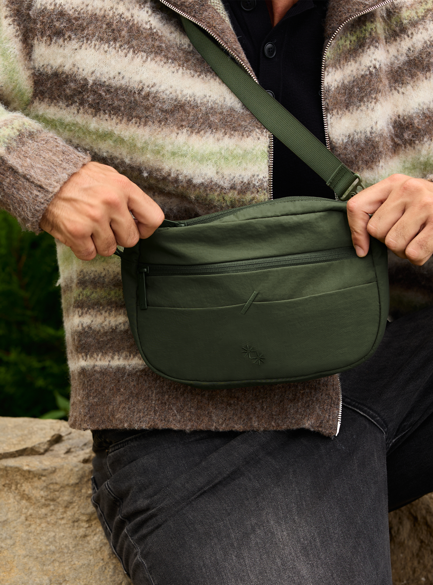 Cruise Crossbody (Kale)
